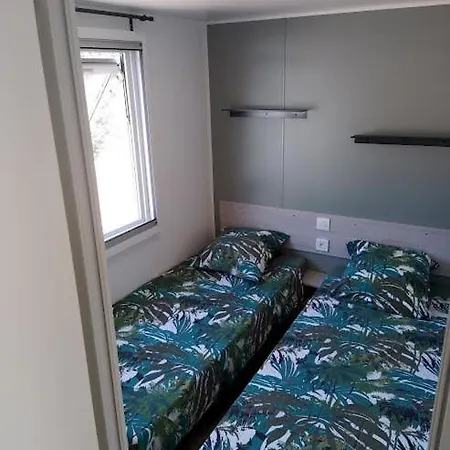 Joli 2 Sur Lumio, Vue à Couper Le Souffle. Campeggio