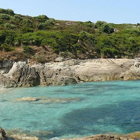 Joli 2 Sur Lumio, Vue A Couper Le Souffle. Campsite