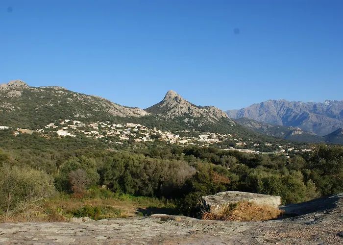 Joli 2 Sur Lumio, Vue à Couper Le Souffle. Camping